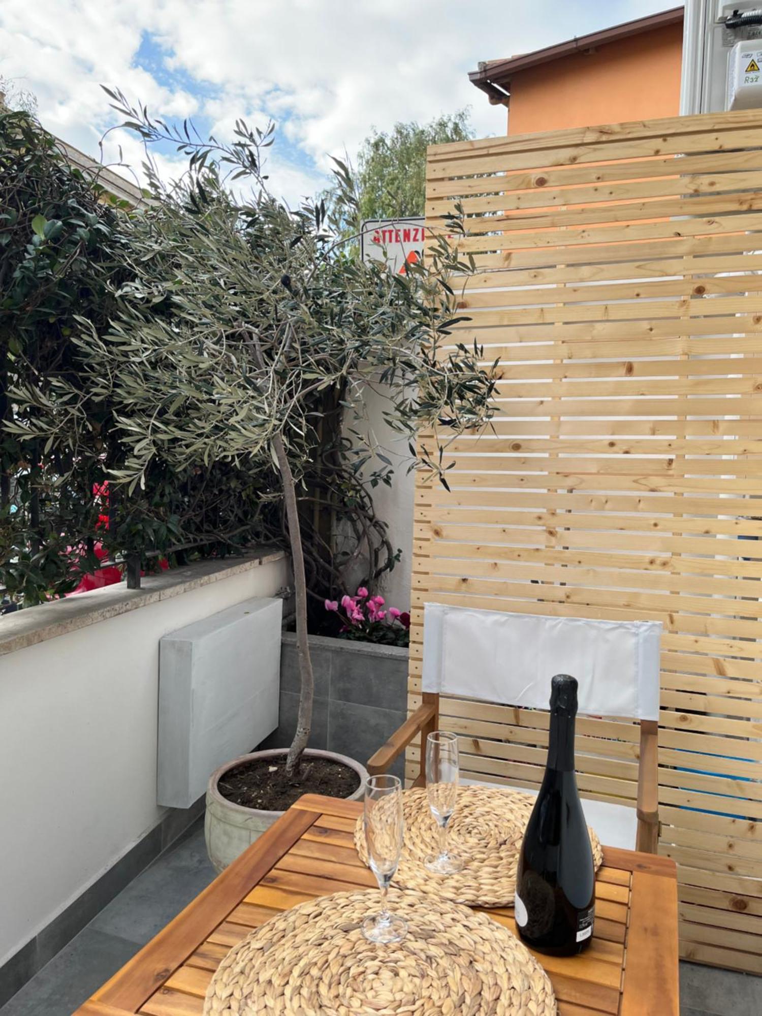 La Maison Appartement - A 200M Dal Porto Civitavecchia Extérieur photo